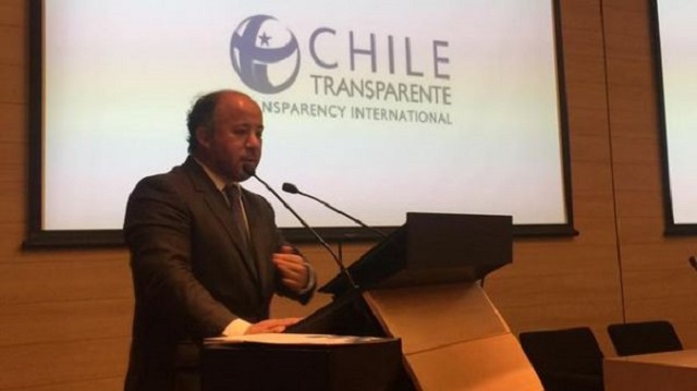 Na snímke čílsky prezident Transparency International