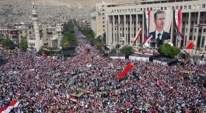Syřané se shromáždili v Damašku na podporu prezidenta Bashara al-Assada, říjen 2011